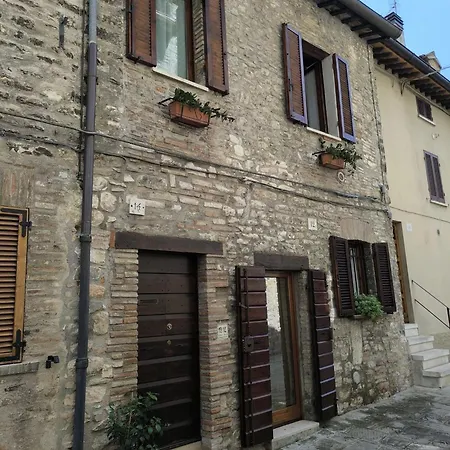 Villa La Casa Dei Nonni Gubbio Exterior foto